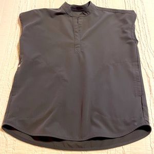 XXS Figs Charcoal Gray Rafaela Oversized Women’s Scrub Top